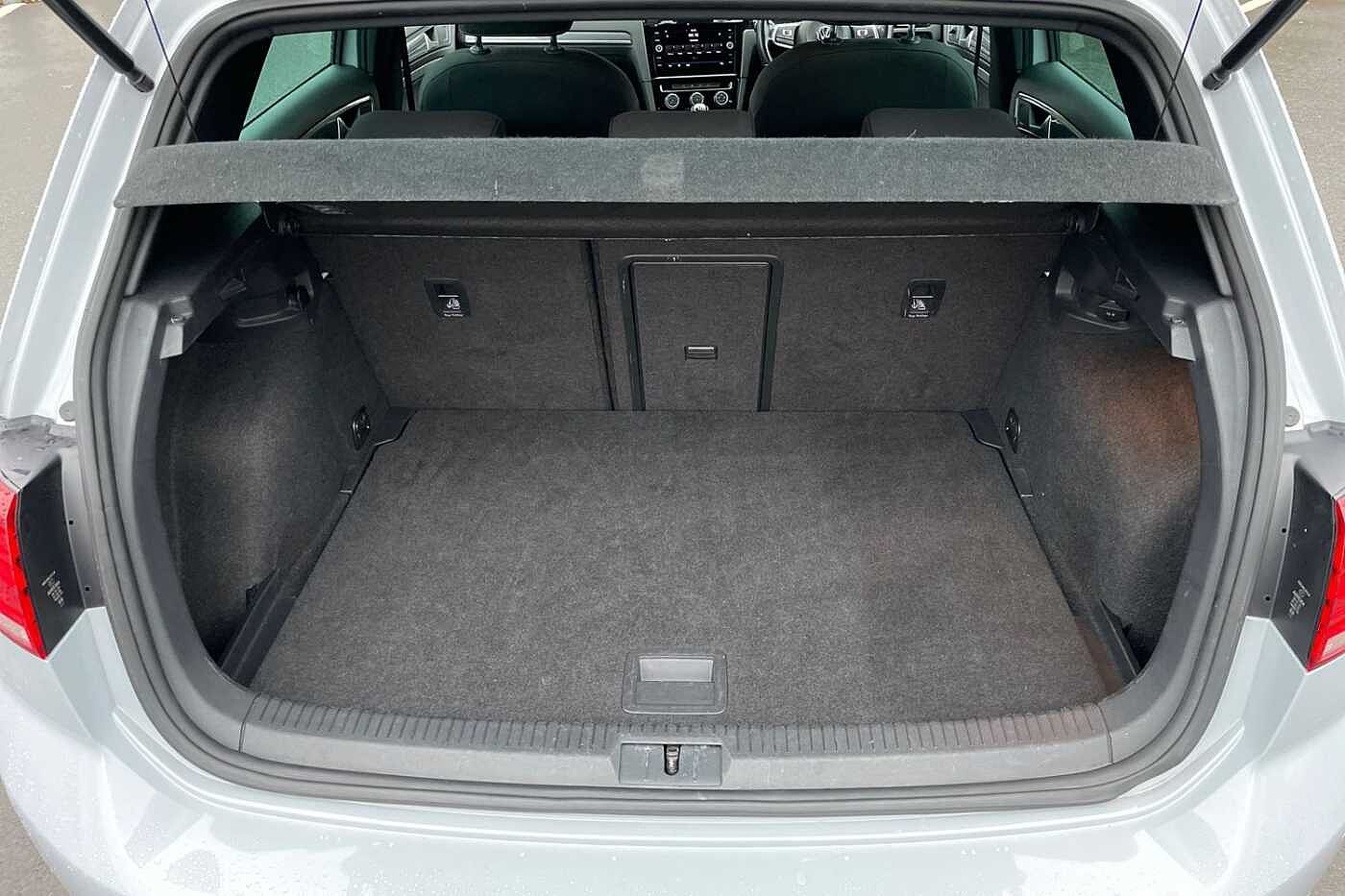 Used Volkswagen Golf 2018 for sale - 77005857: Photo 11