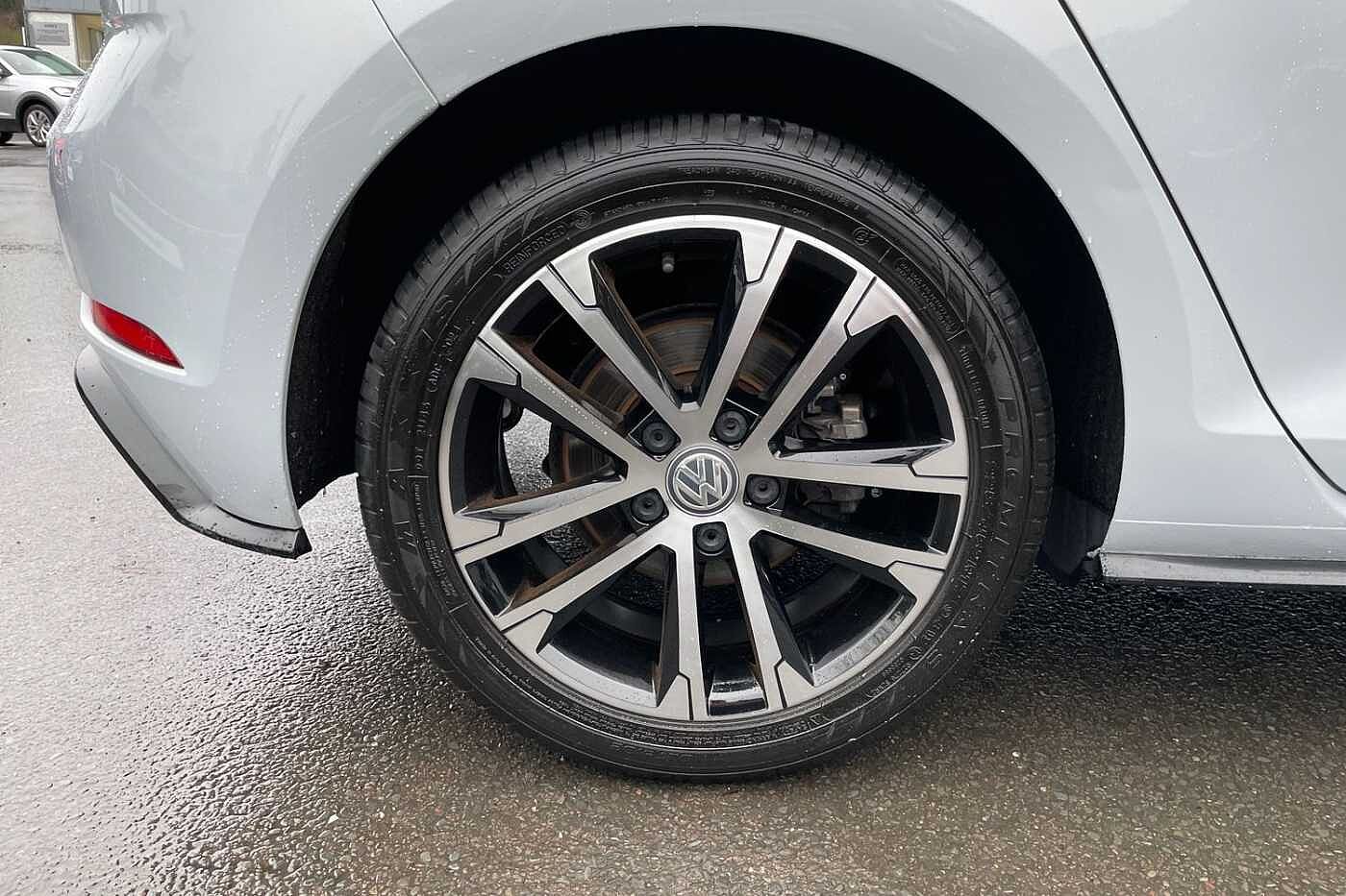 Used Volkswagen Golf 2018 for sale - 77005857: Photo 5