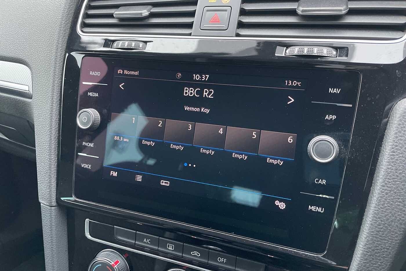 Used Volkswagen Golf 2018 for sale - 77005857: Photo 9