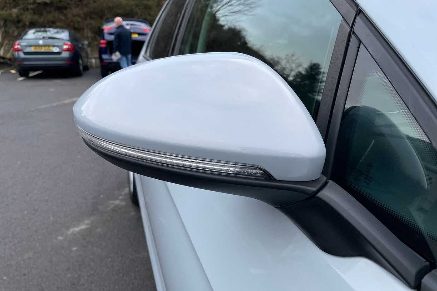 Used Volkswagen Golf 2017 for sale - 77501013: Photo 17