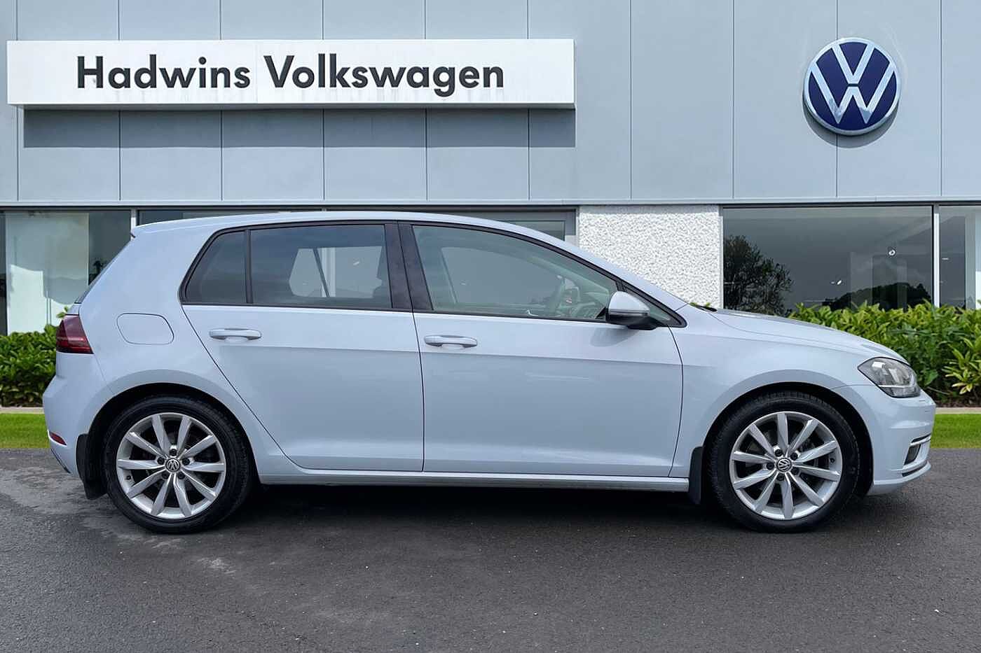 Used Volkswagen Golf 2017 for sale - 77501013: Photo 4