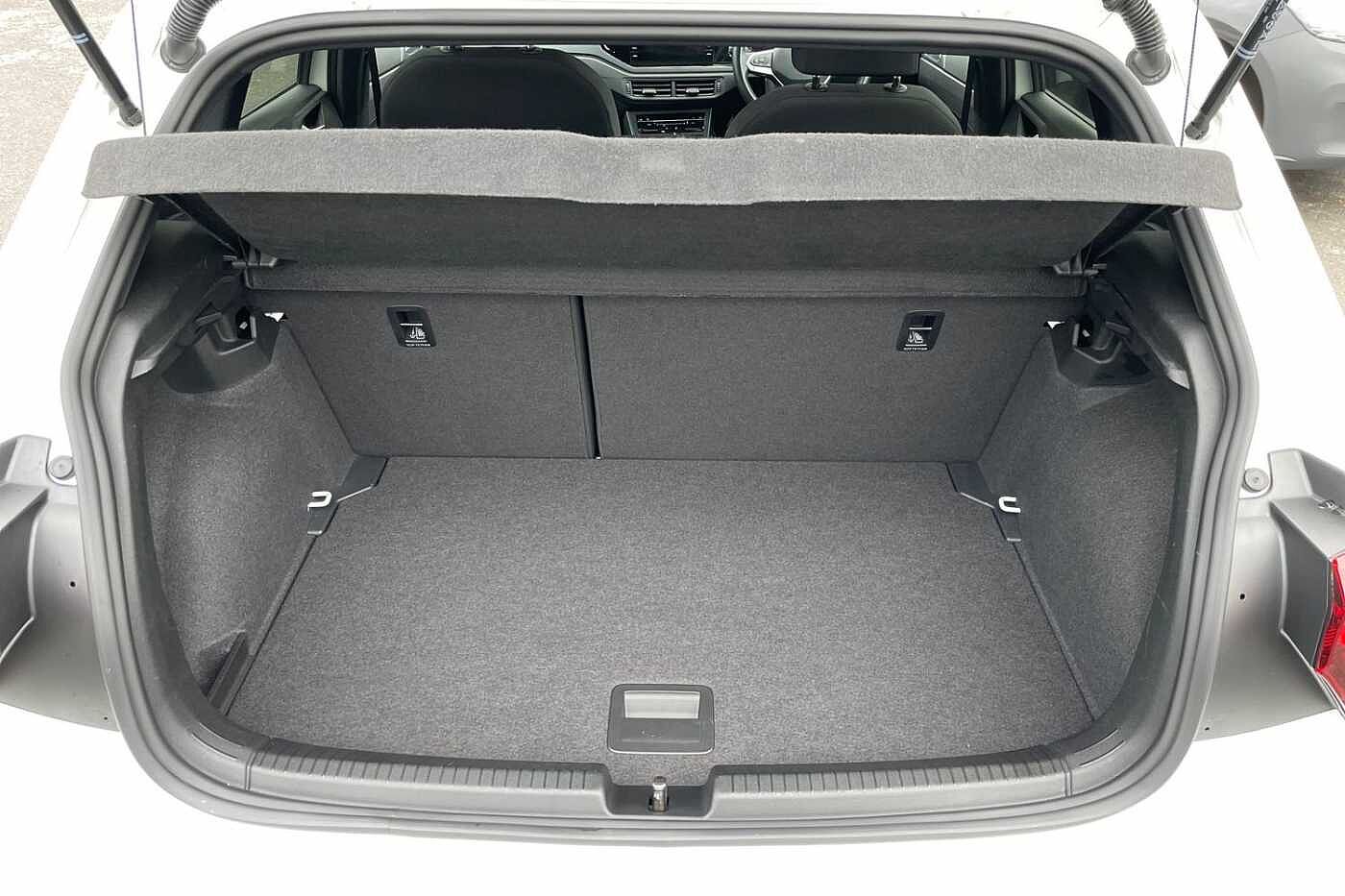 Used Volkswagen Polo 2024 for sale - 77476929: Photo 11