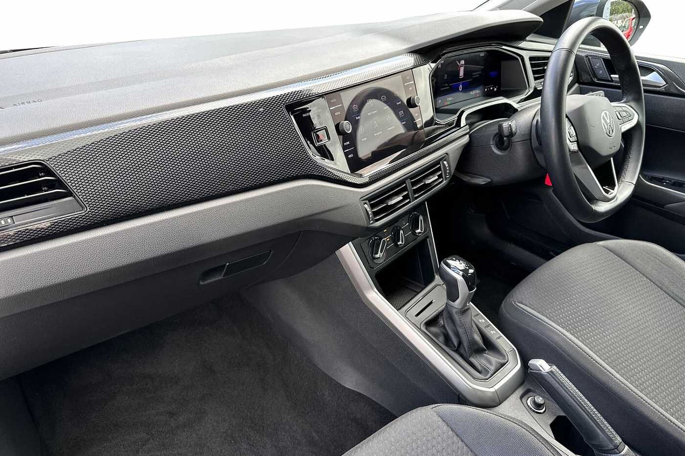 Used Volkswagen Taigo 2023 for sale - 76718716: Photo 2