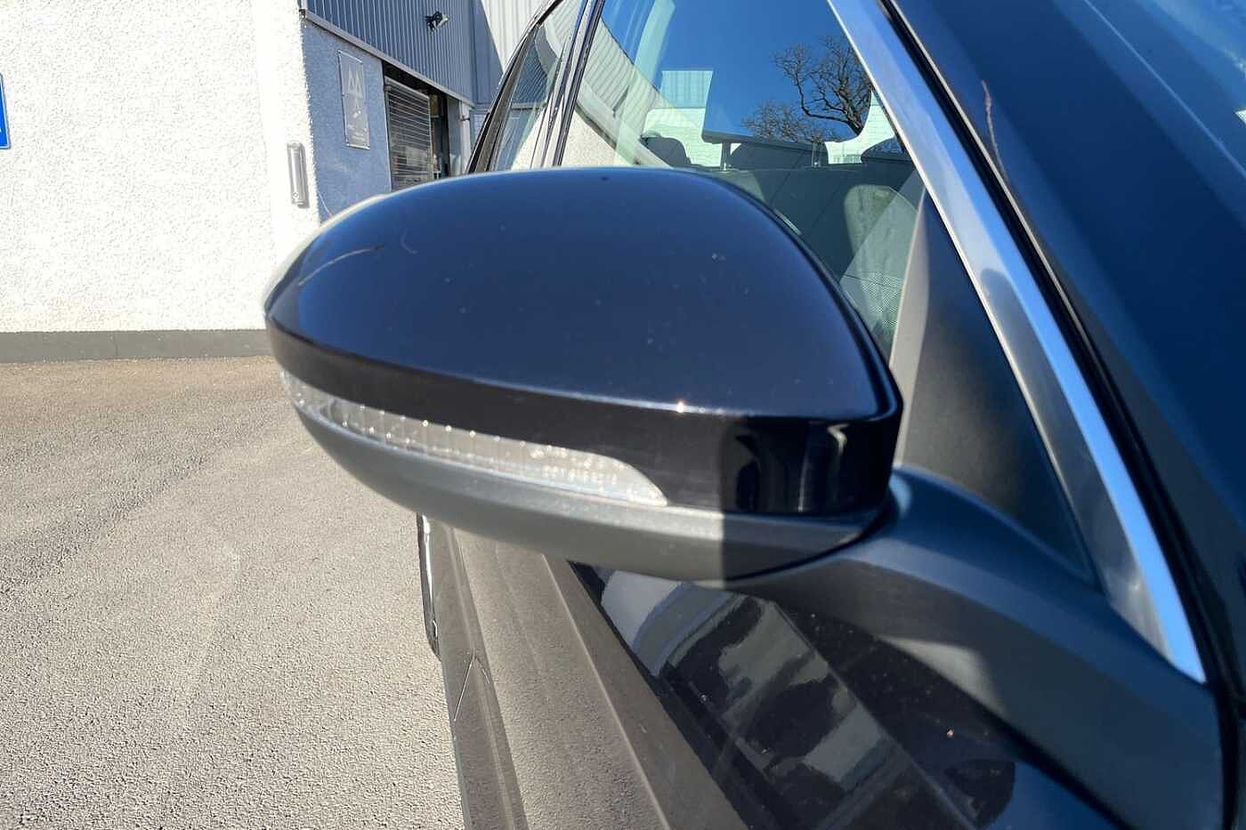 Used Volkswagen T-Roc 2022 for sale - 76674329: Photo 17