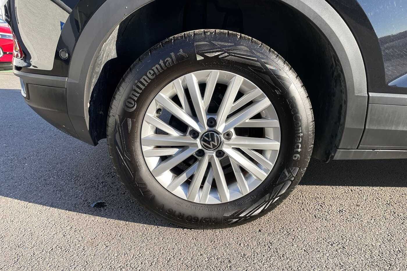 Used Volkswagen T-Roc 2022 for sale - 76674329: Photo 5