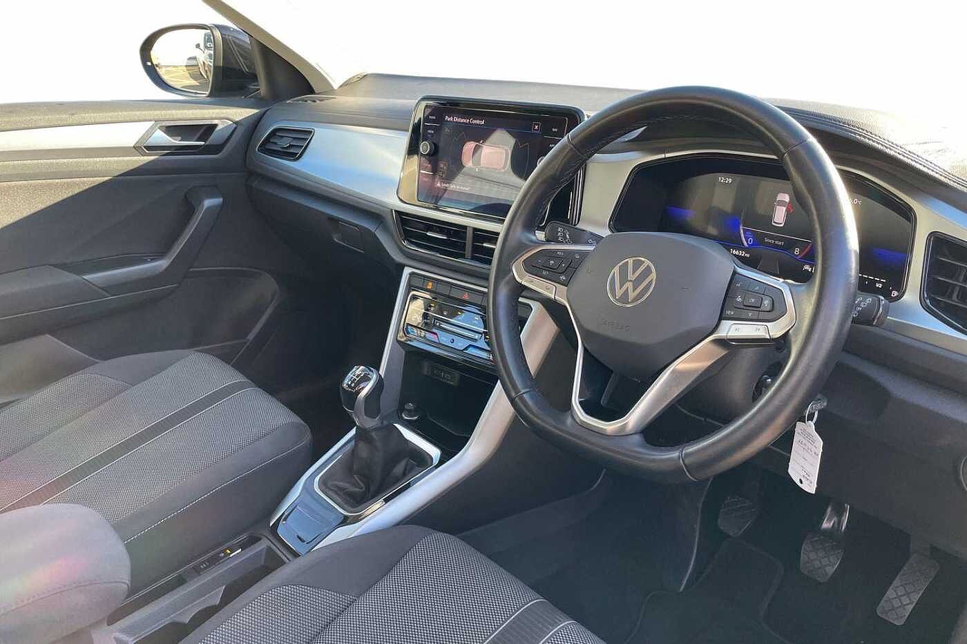 Used Volkswagen T-Roc 2022 for sale - 76674329: Photo 6