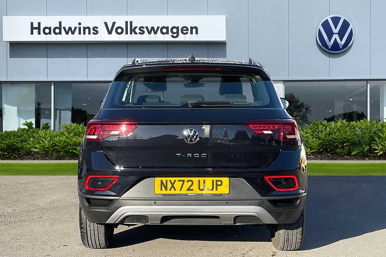 Used Volkswagen T-Roc 2022 for sale - 76674329: Photo 7
