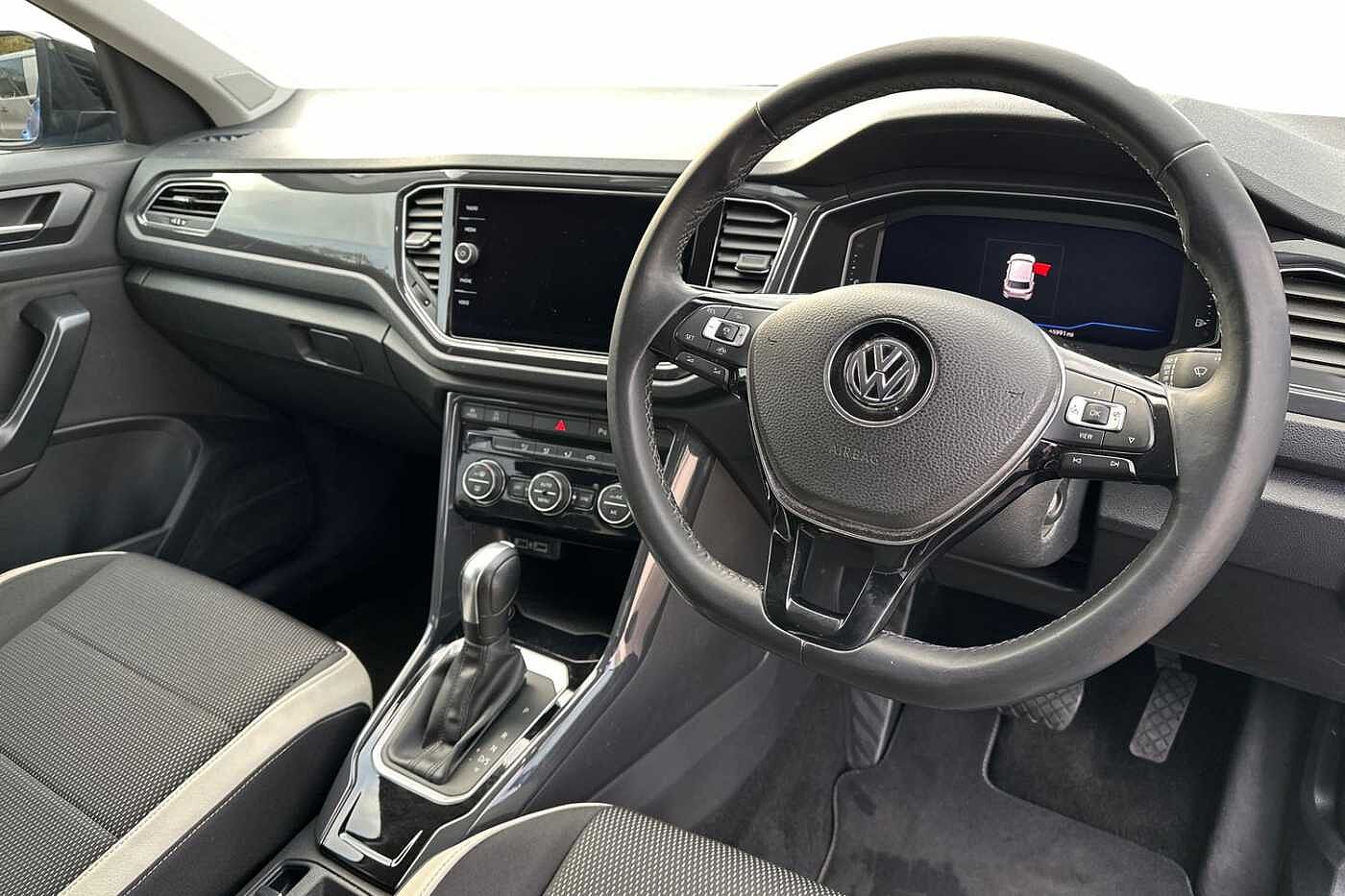 Used Volkswagen T-Roc 2020 for sale - 77834155: Photo 6