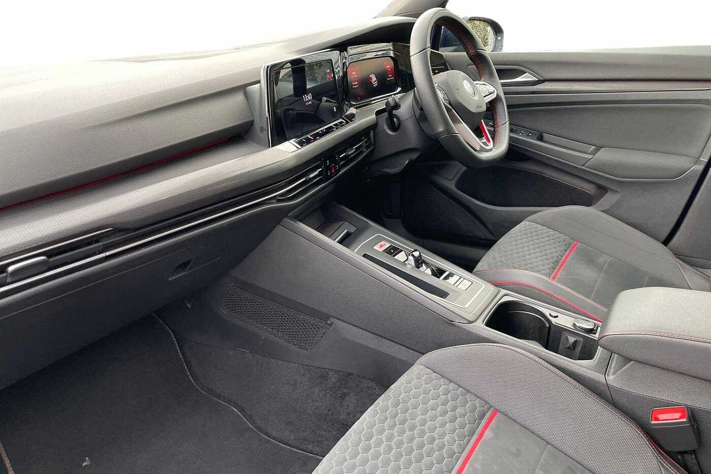 Used Volkswagen Golf 2021 for sale - 76674270: Photo 2