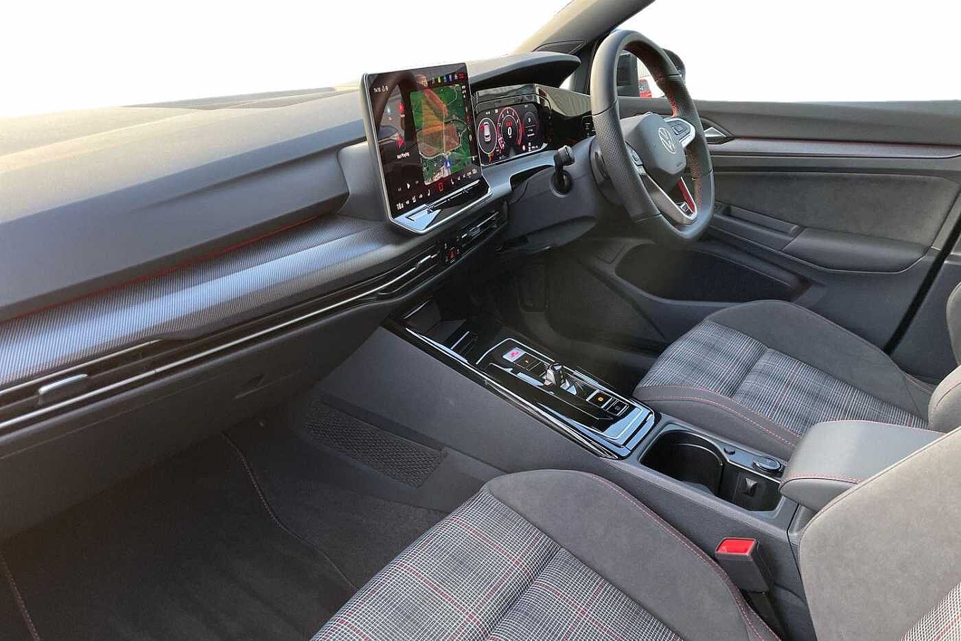 Used Volkswagen Golf 2025 for sale - 76955549: Photo 2