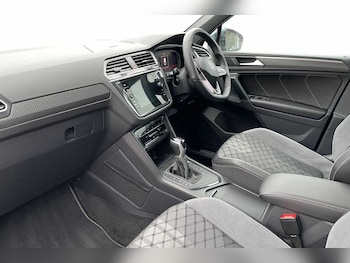 Used Volkswagen Tiguan 2022 for sale - 77034499: Photo