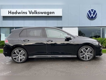 Used Volkswagen Golf 2025 for sale - 76680409: Photo