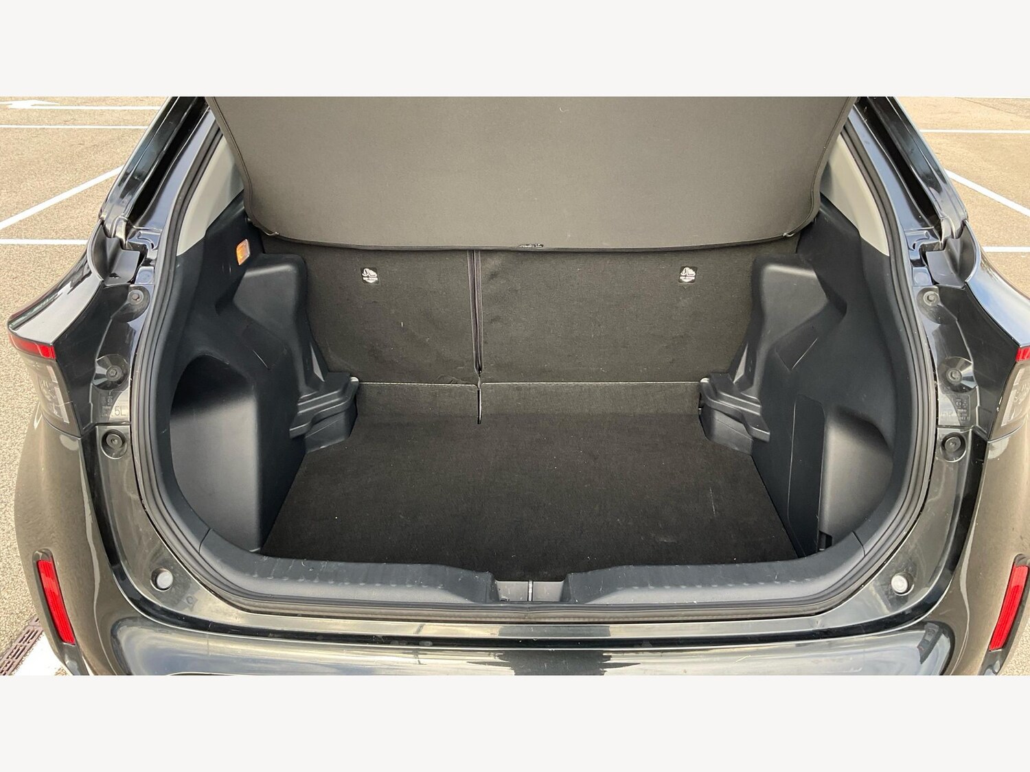 Used Toyota Yaris Cross 2024 for sale - 77255201: Photo 16