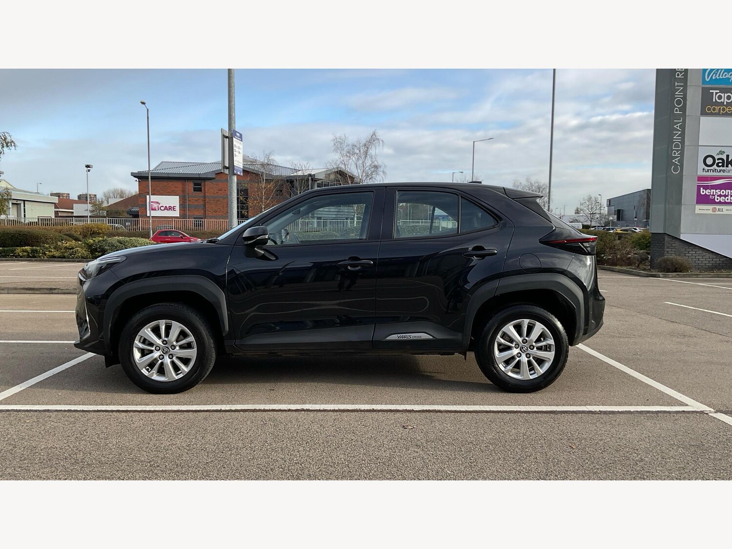 Used Toyota Yaris Cross 2024 for sale - 77255201: Photo 19