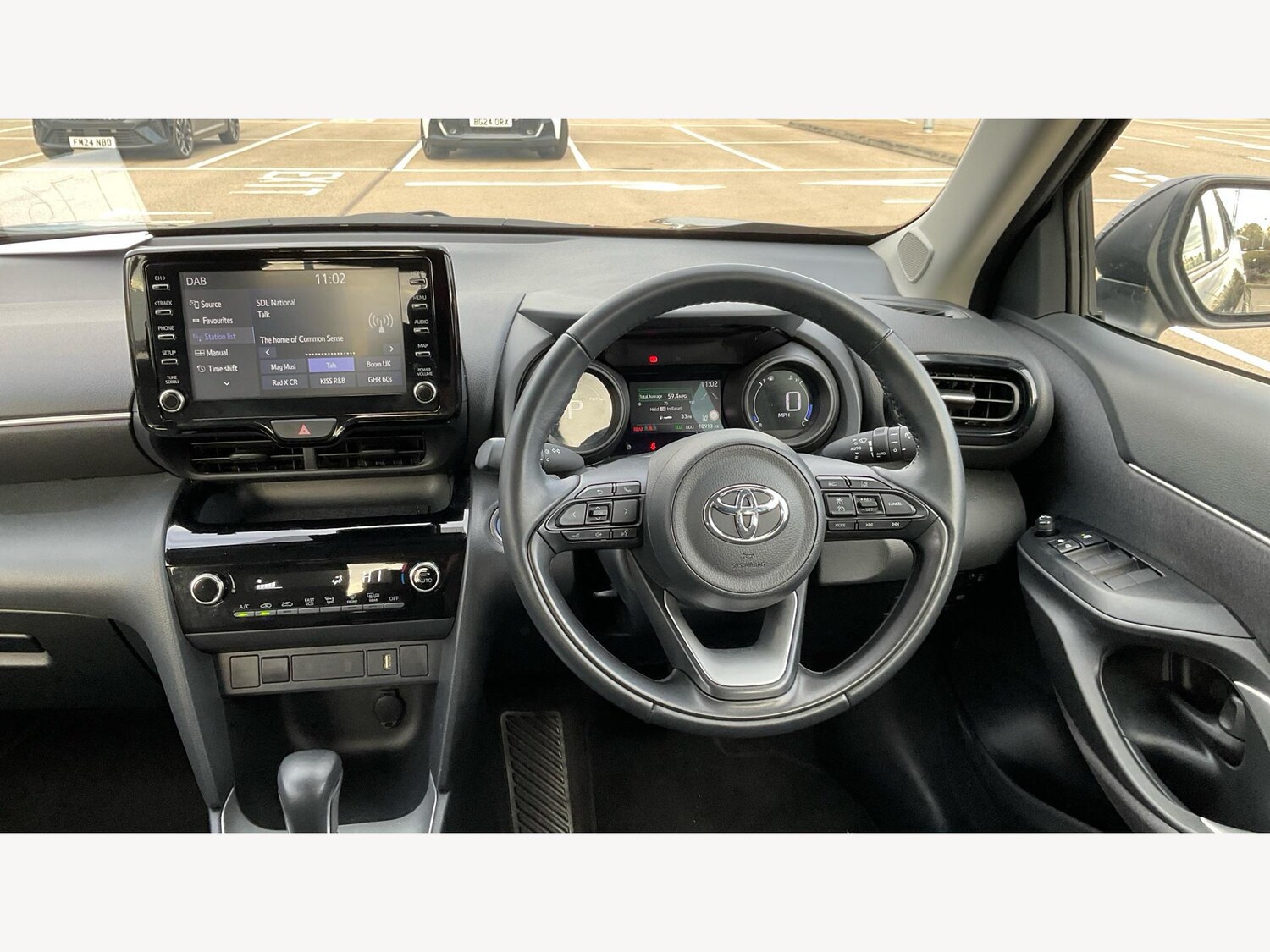 Used Toyota Yaris Cross 2024 for sale - 77255201: Photo 8