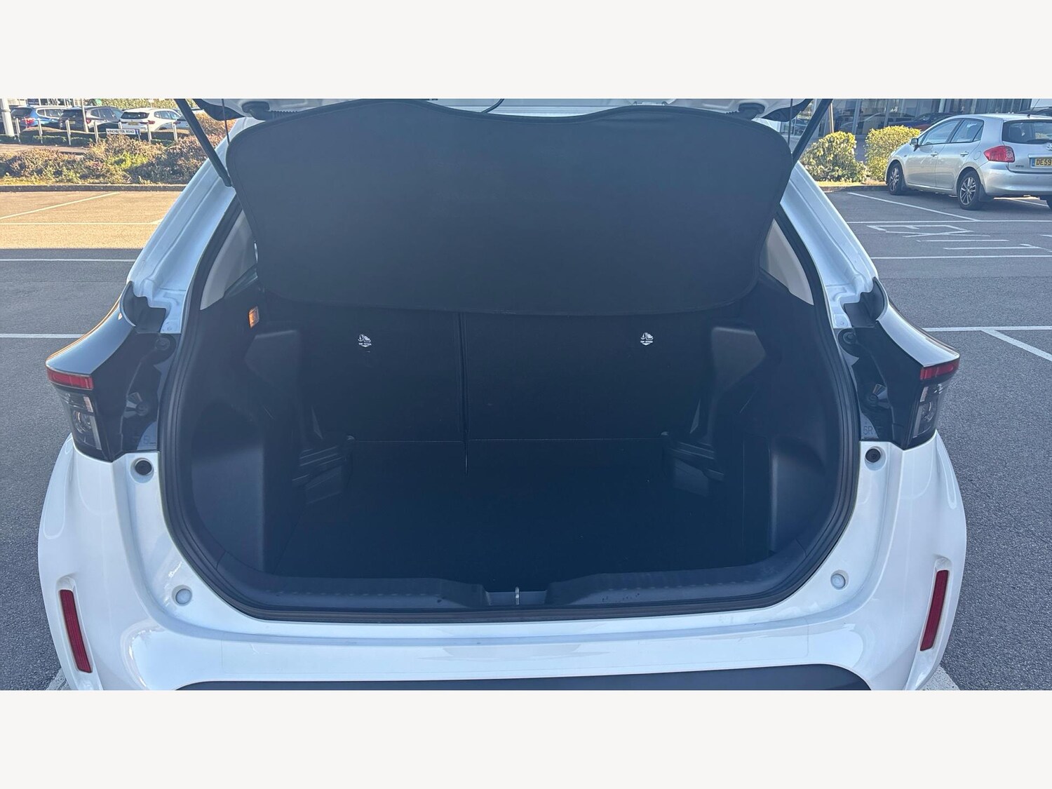 Used Toyota Yaris Cross for sale - 77497463: Photo 18