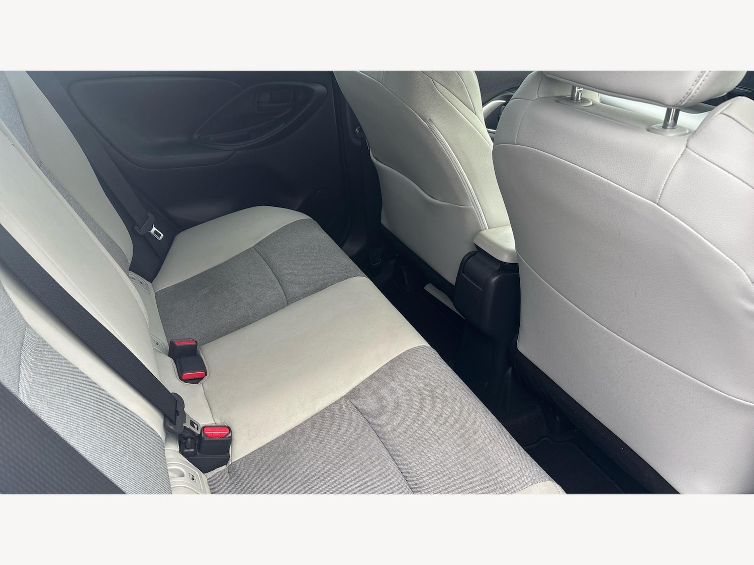 Used Toyota Yaris for sale - 77267961: Photo 14