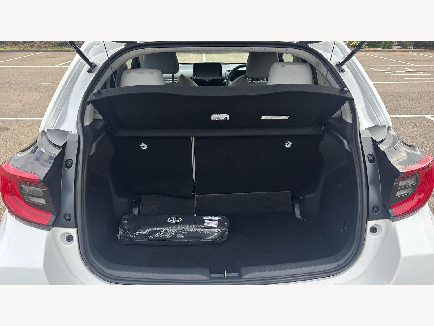 Used Toyota Yaris for sale - 77267961: Photo 16