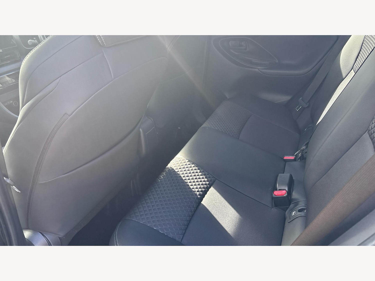 Used Toyota Yaris for sale - 77266844: Photo 15