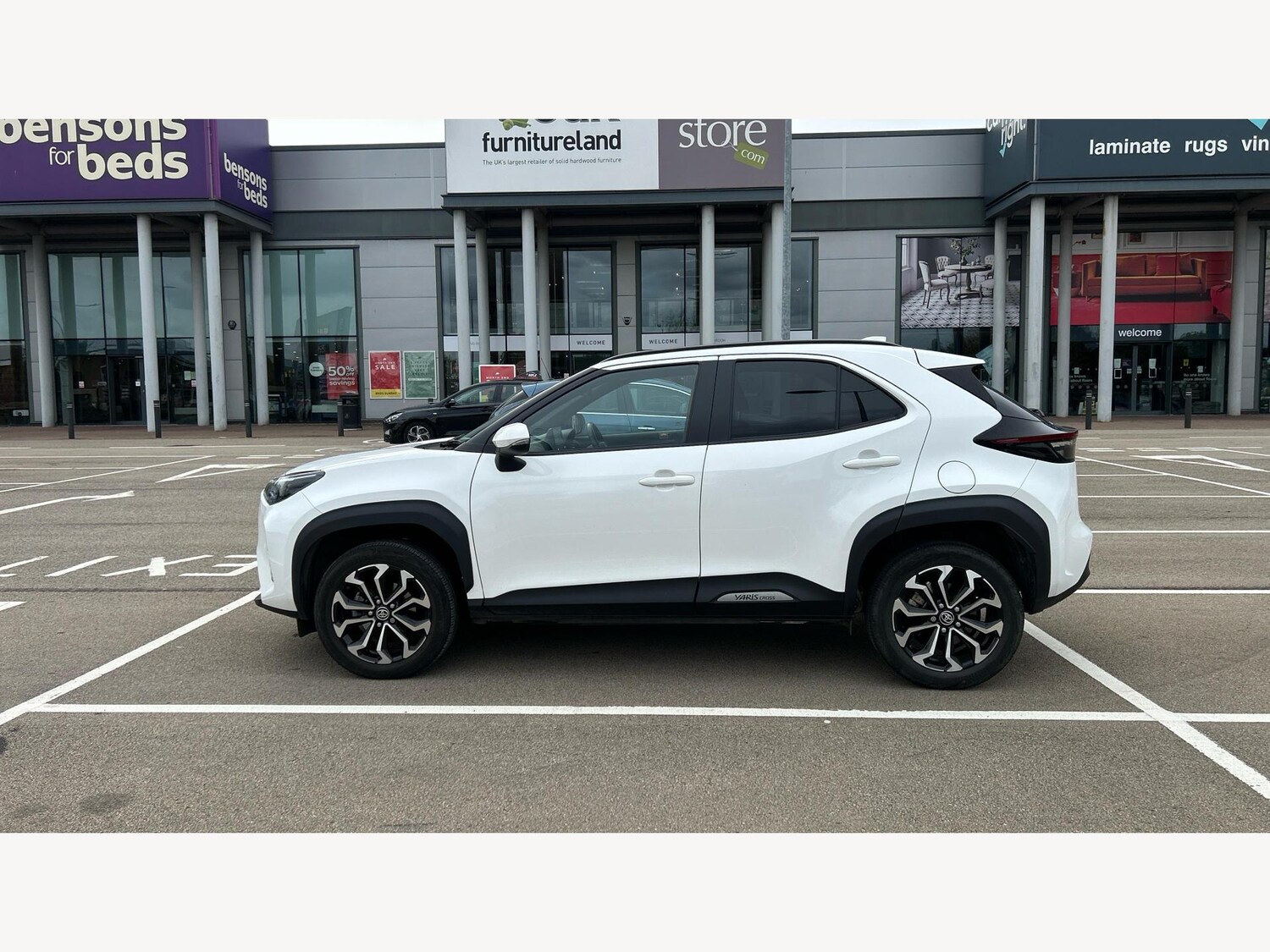 Used Toyota Yaris Cross 2023 for sale - 77291942: Photo 19