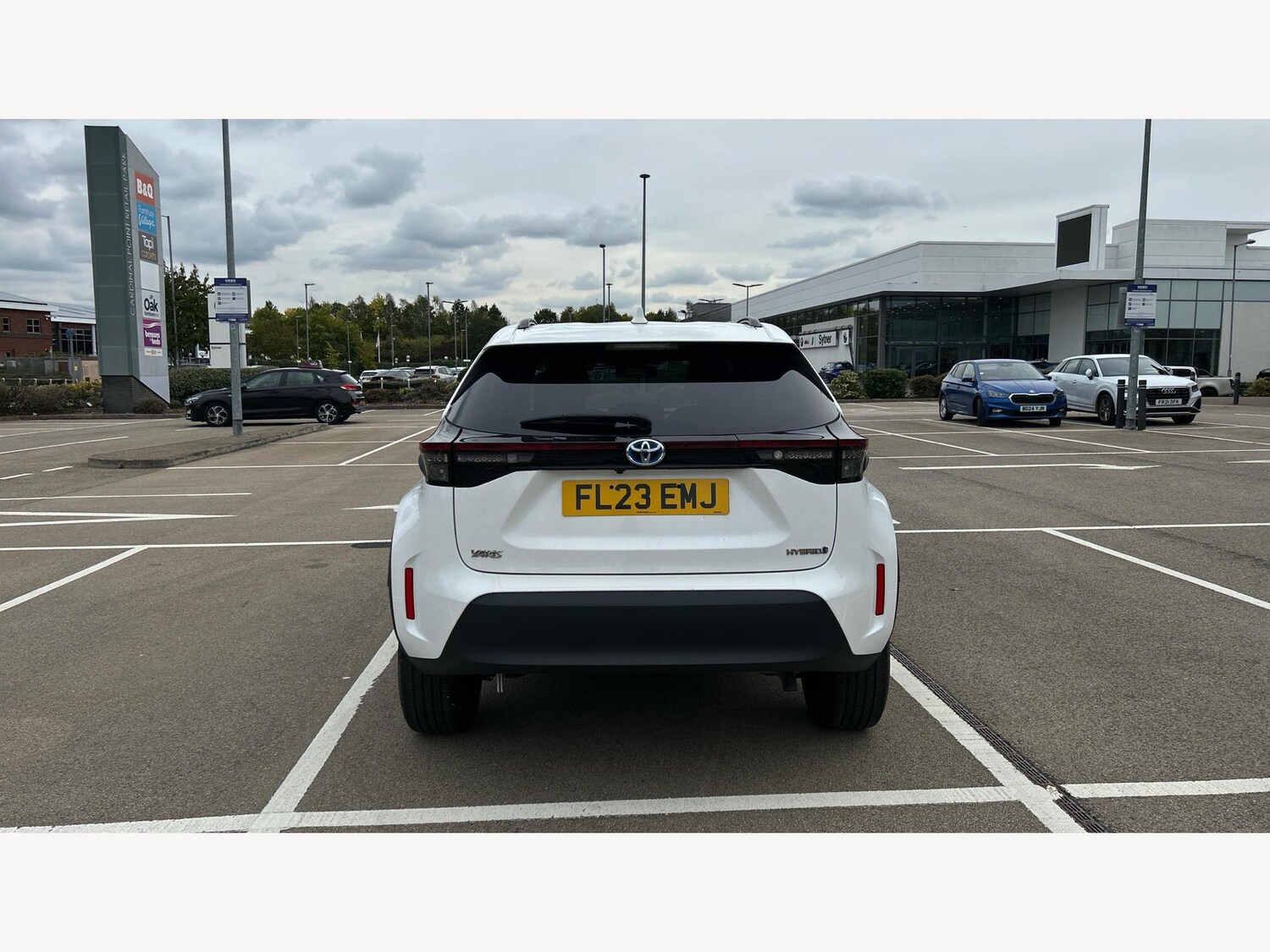 Used Toyota Yaris Cross 2023 for sale - 77291942: Photo 21