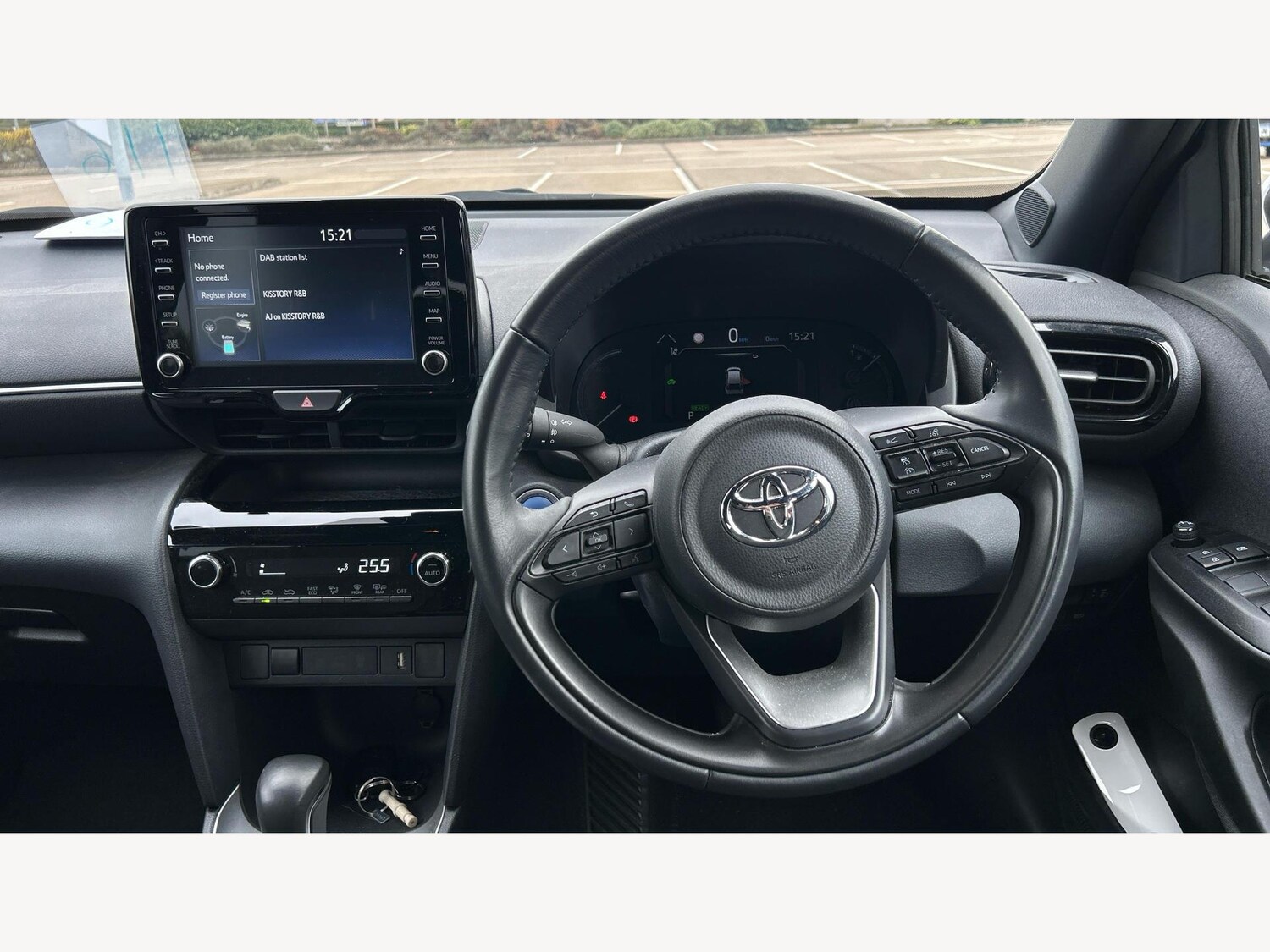Used Toyota Yaris Cross 2023 for sale - 77291942: Photo 8