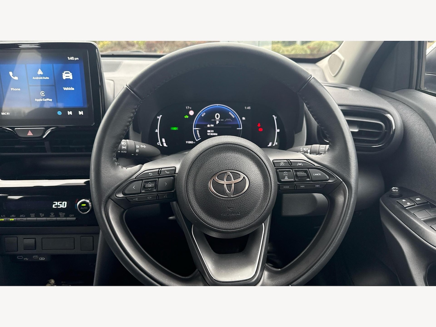 Used Toyota Yaris Cross 2024 for sale - 77267159: Photo 10