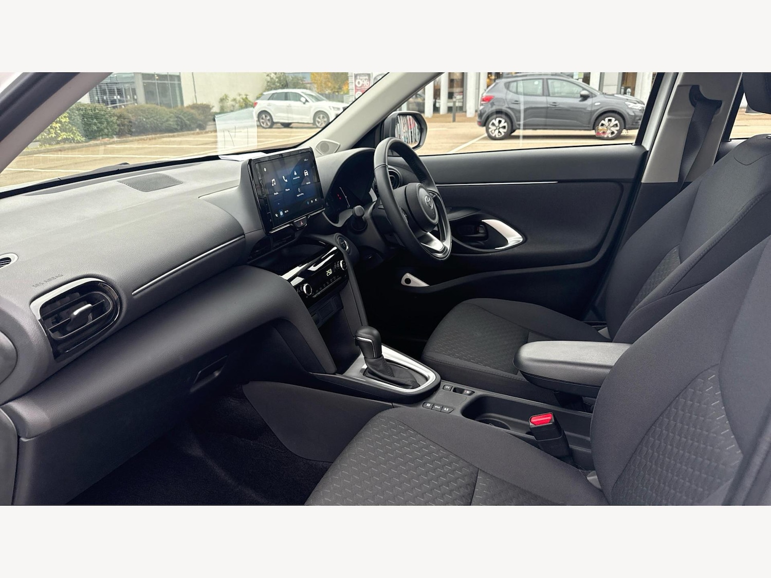 Used Toyota Yaris Cross 2024 for sale - 77267159: Photo 12
