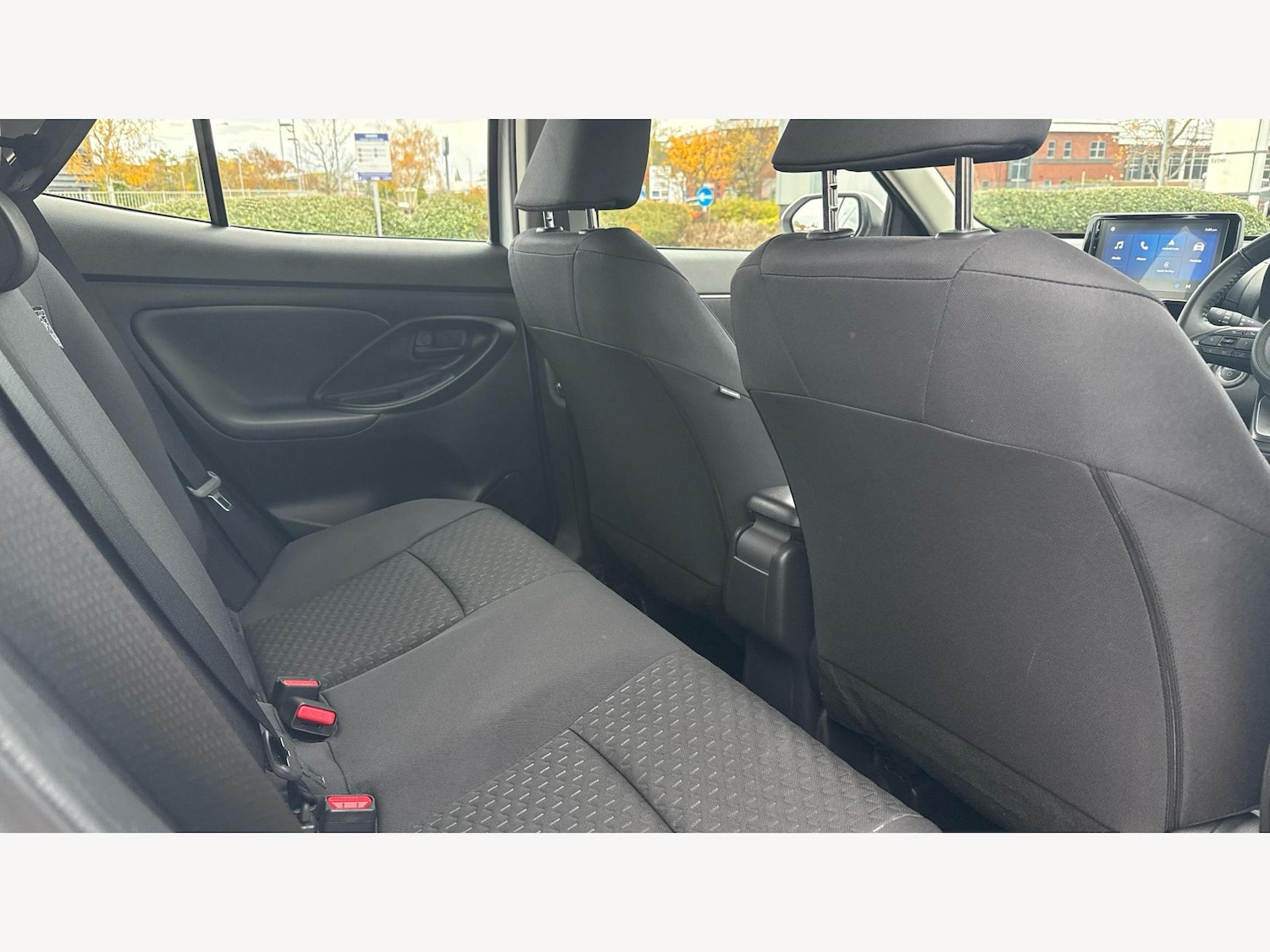 Used Toyota Yaris Cross 2024 for sale - 77267159: Photo 14