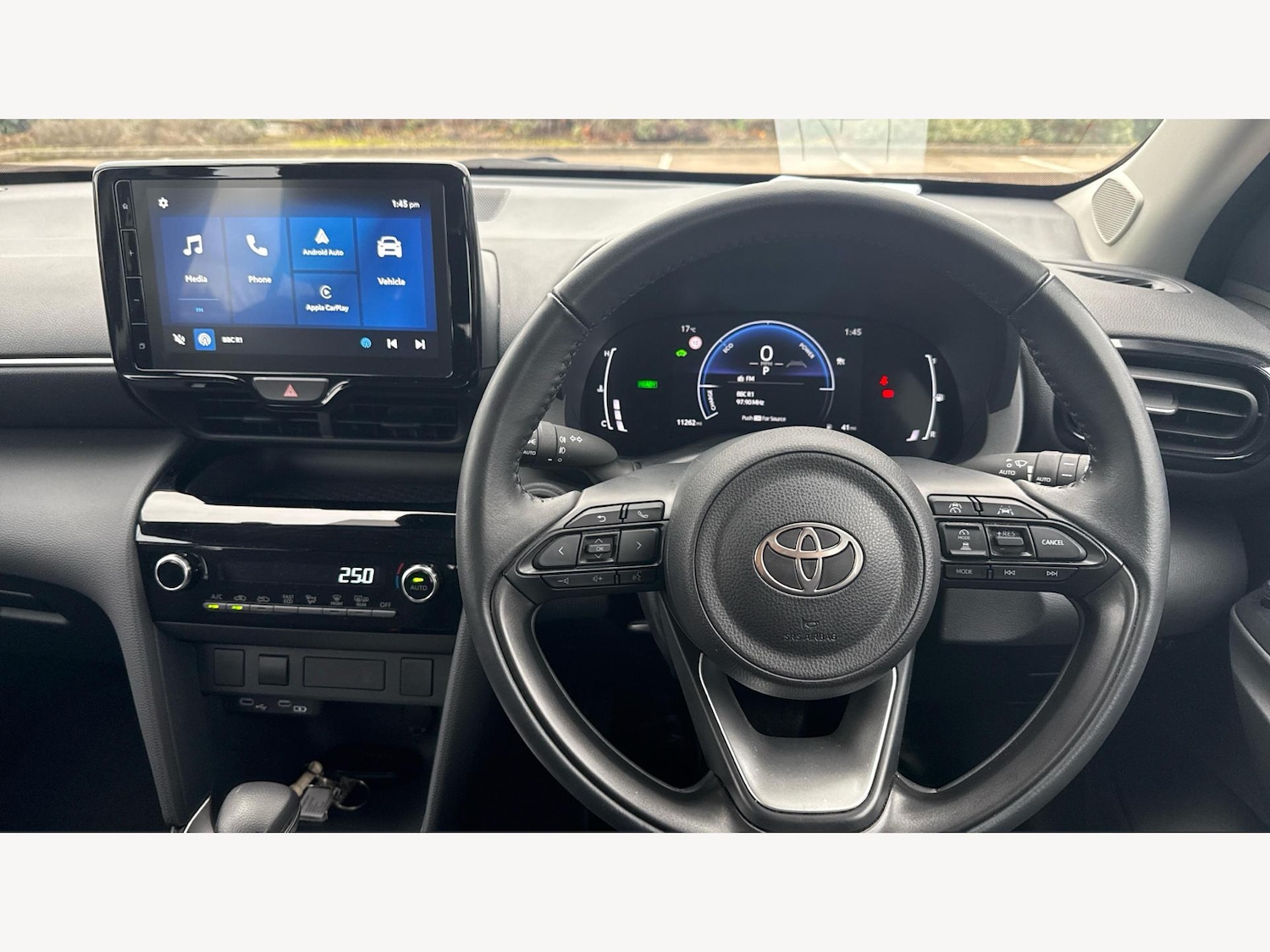 Used Toyota Yaris Cross 2024 for sale - 77267159: Photo 8