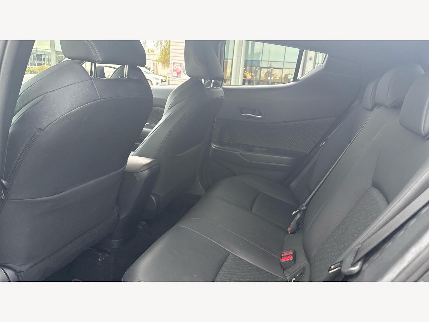 Used Toyota C-HR 2019 for sale - 76159093: Photo 15