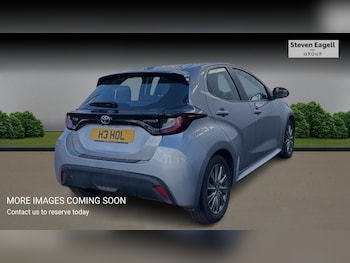 Used Toyota Yaris 2023 for sale - 78035174: Photo