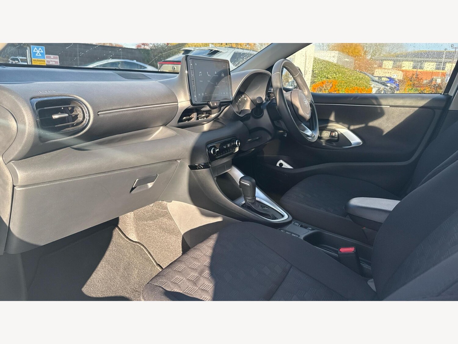 Used Toyota Yaris for sale - 77267458: Photo 12