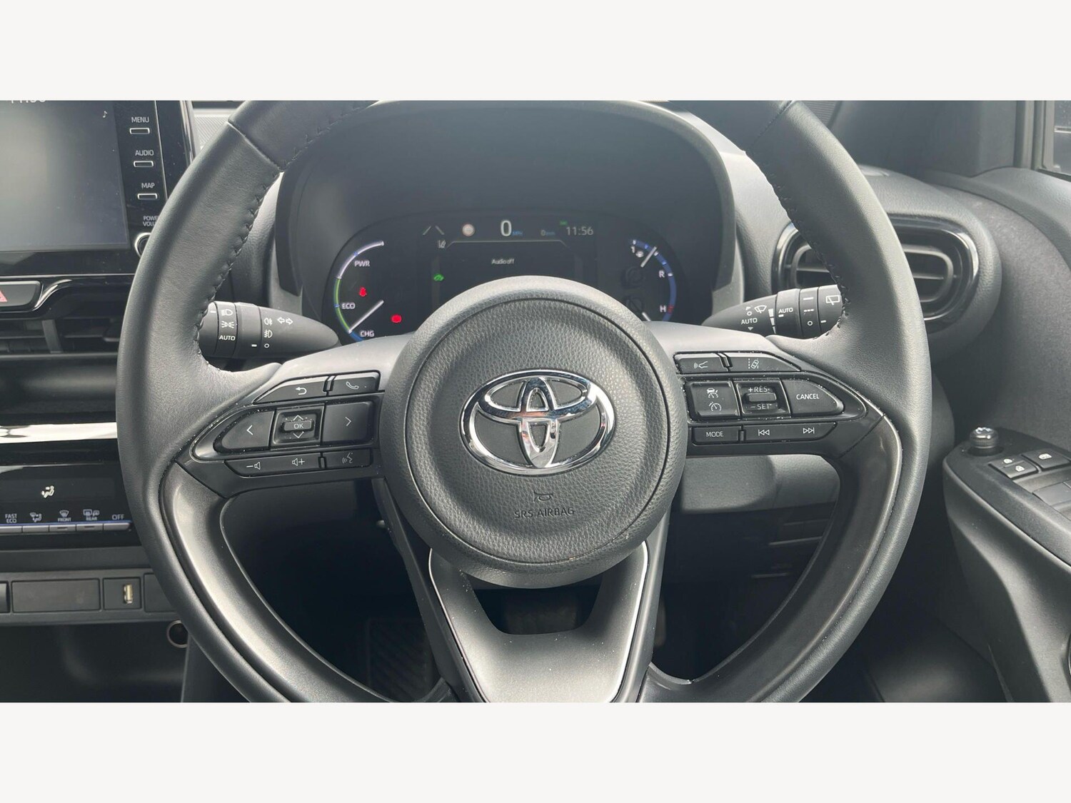 Used Toyota Yaris Cross 2024 for sale - 78157049: Photo 12