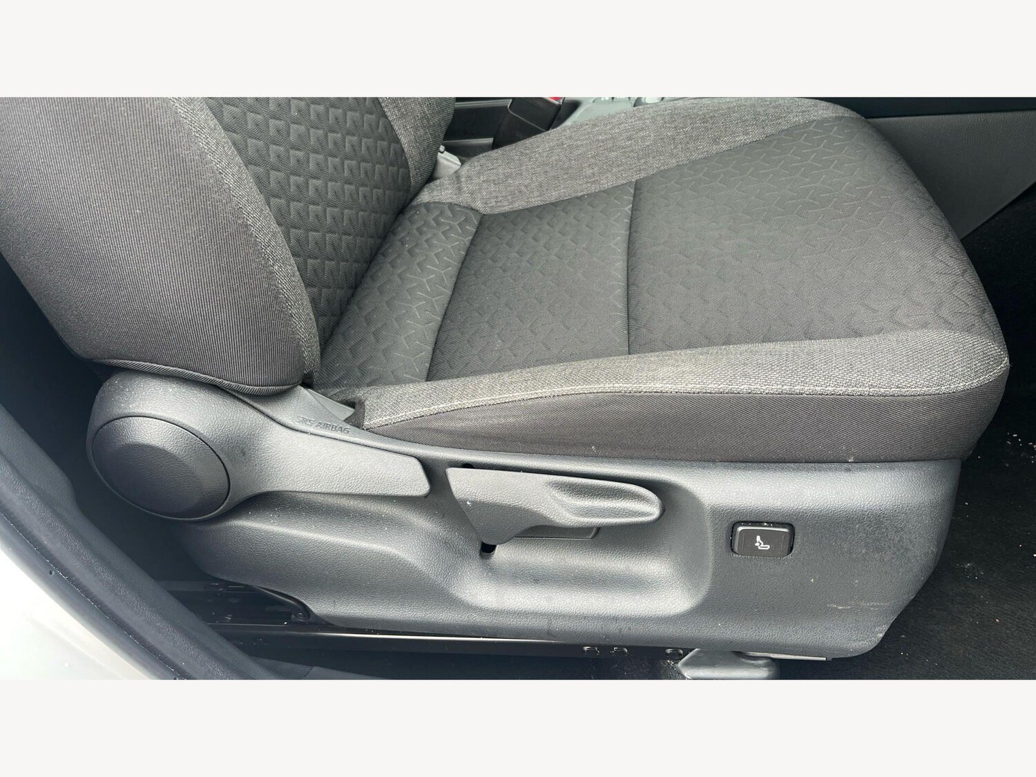 Used Toyota Yaris Cross 2024 for sale - 78157049: Photo 19