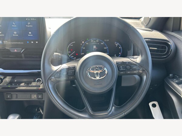 Used Toyota Yaris Cross 2022 for sale - 75720075: Photo 10