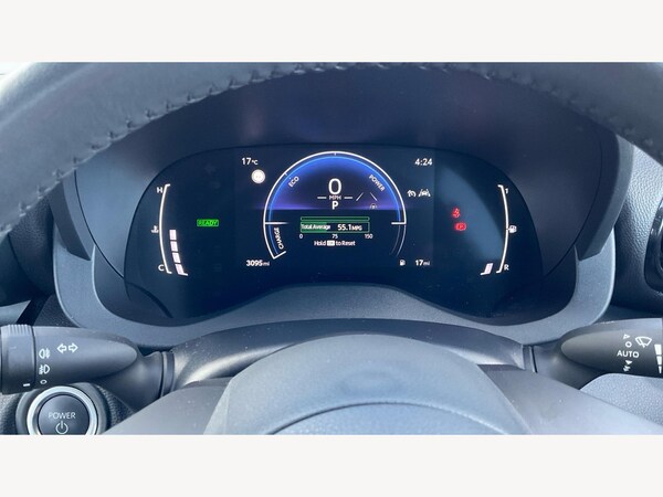 Used Toyota Yaris Cross 2024 for sale - 76166405: Photo 11