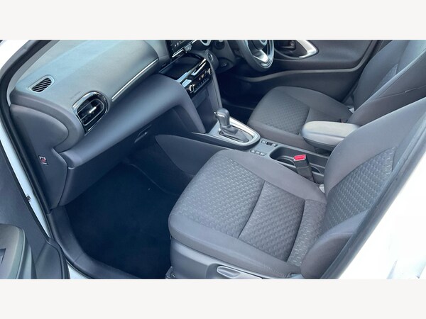 Used Toyota Yaris Cross 2024 for sale - 76166405: Photo 12