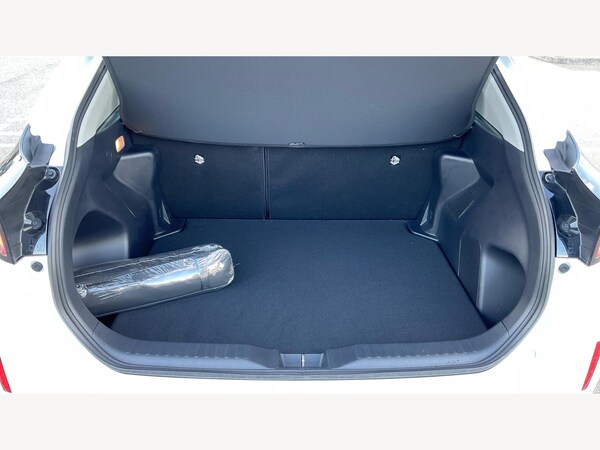 Used Toyota Yaris Cross 2024 for sale - 76166405: Photo 16