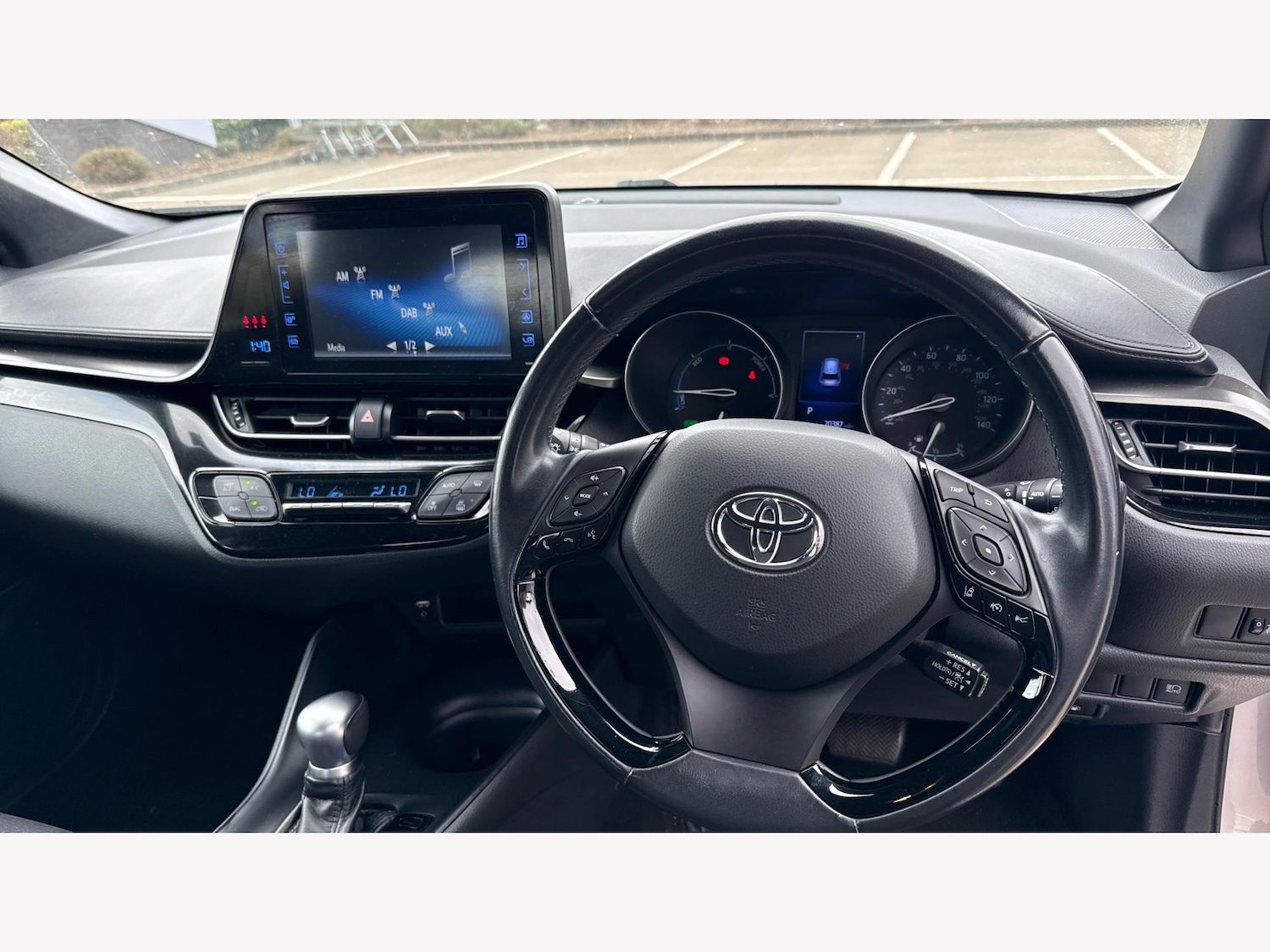 Used Toyota C-HR 2017 for sale - 76389173: Photo 10