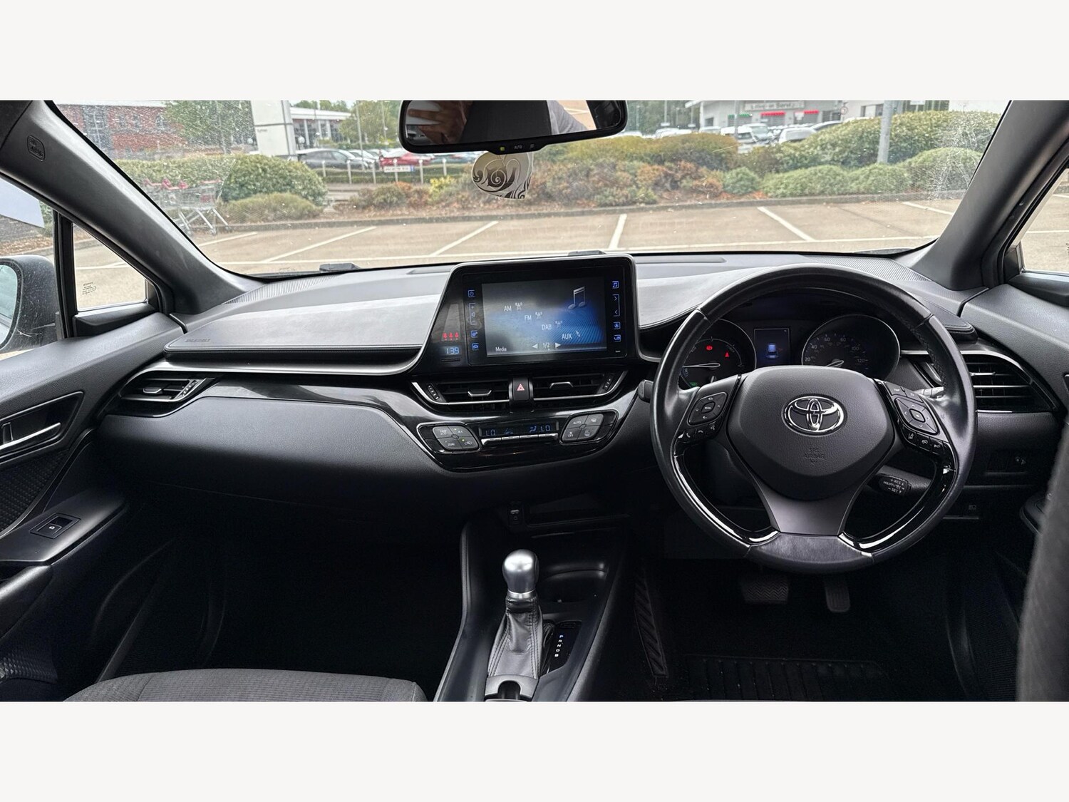 Used Toyota C-HR 2017 for sale - 76389173: Photo 7