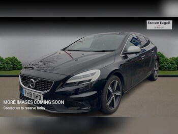 Used Volvo V40 2017 for sale - 77440115: Photo