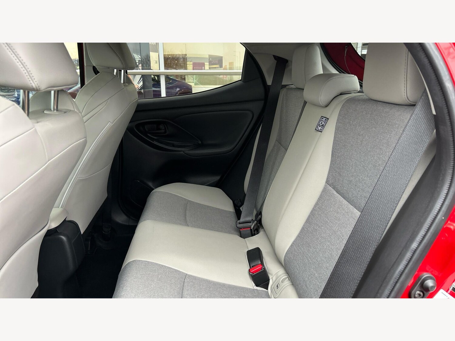 Used Toyota Yaris for sale - 77215499: Photo 15