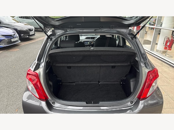 Used Toyota Yaris 2012 for sale - 76239722: Photo 16
