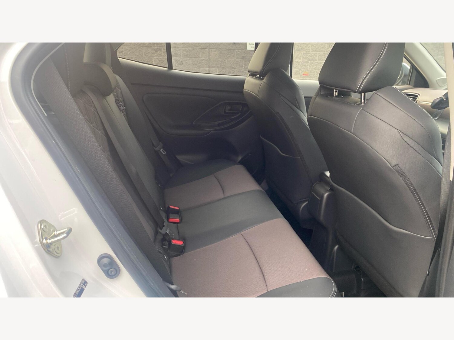 Used Toyota Yaris Cross 2023 for sale - 76295436: Photo 14