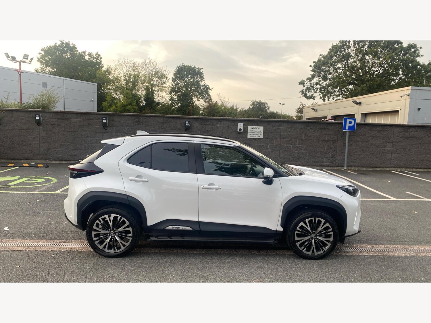 Used Toyota Yaris Cross 2023 for sale - 76295436: Photo 18