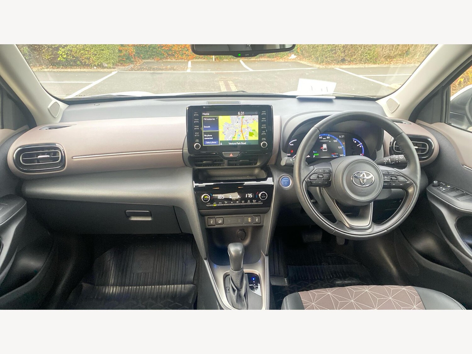 Used Toyota Yaris Cross 2023 for sale - 76295436: Photo 7