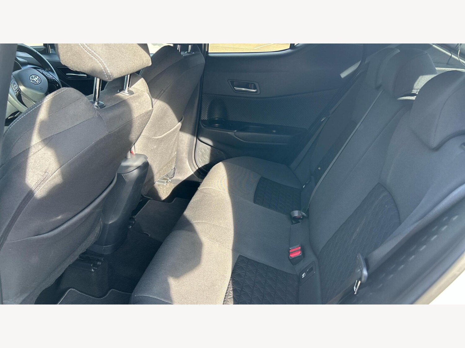 Used Toyota C-HR 2022 for sale - 76259281: Photo 15