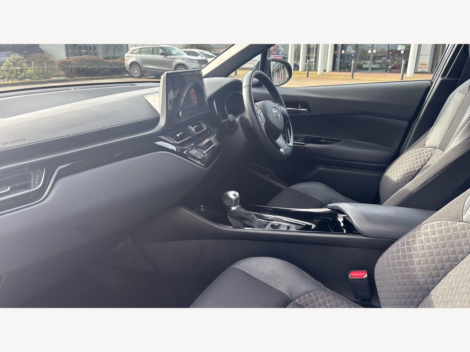 Used Toyota C-HR 2022 for sale - 77658819: Photo 12