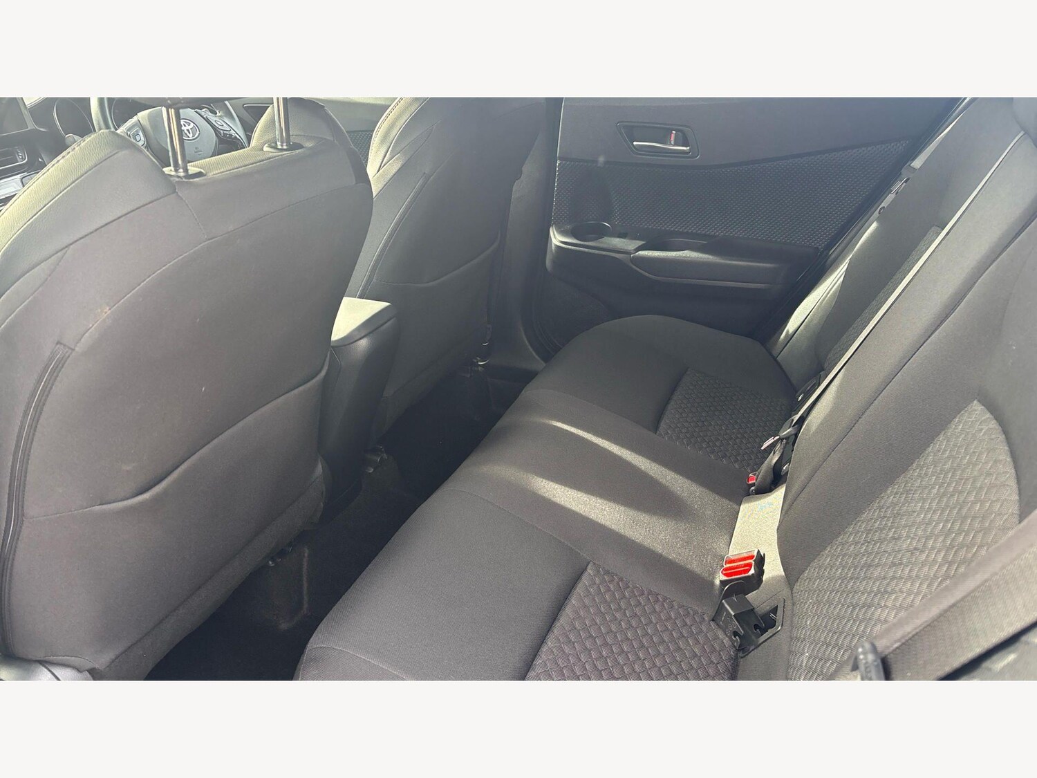 Used Toyota C-HR 2022 for sale - 77658819: Photo 15